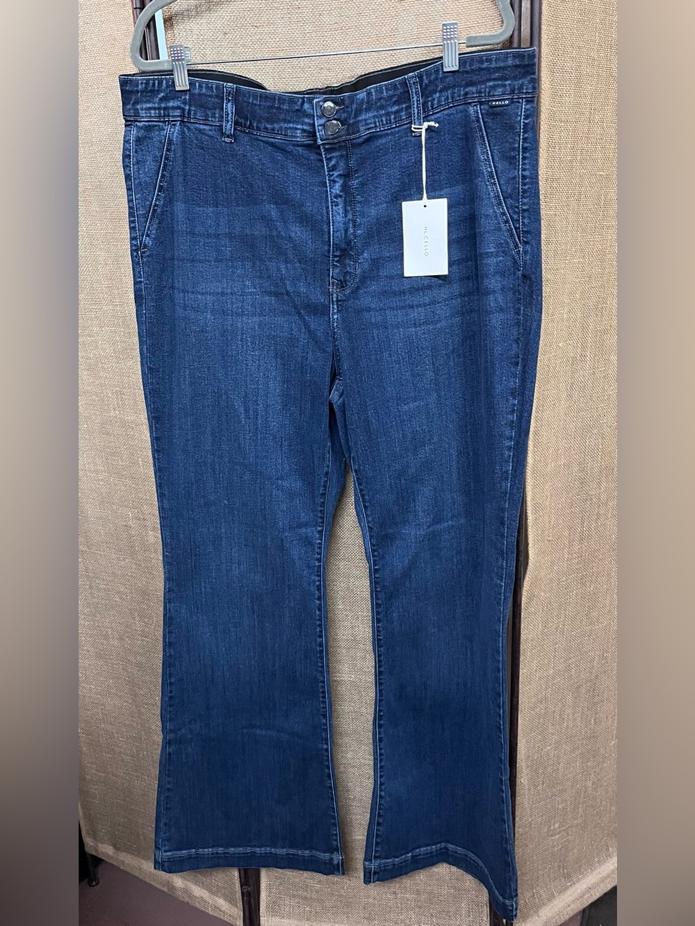 Cello Plus Curvy Trouser Flare Jeans NWT Boutique